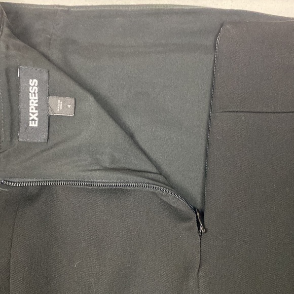 Express black skirt fully lined size 4 - Picture 9 of 11